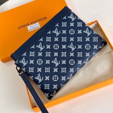 LV Clutch Bags